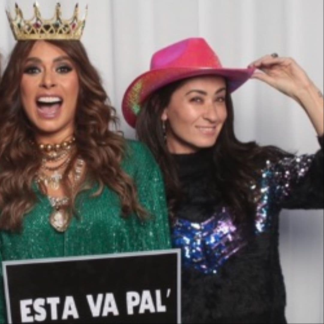 Por su parte, a través de las redes sociales, su ‘hermana del alma’ Galilea Montijo compartió, en sus historias en Instagram, un mensaje en el que invitó al público a ver esta telenovela.