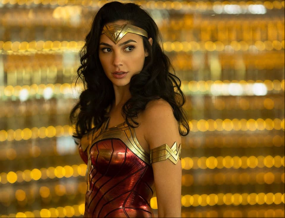 Gal Gadot anuncia embarazo y muestra su pancita por primera vez: “Aquí vamos de nuevo”