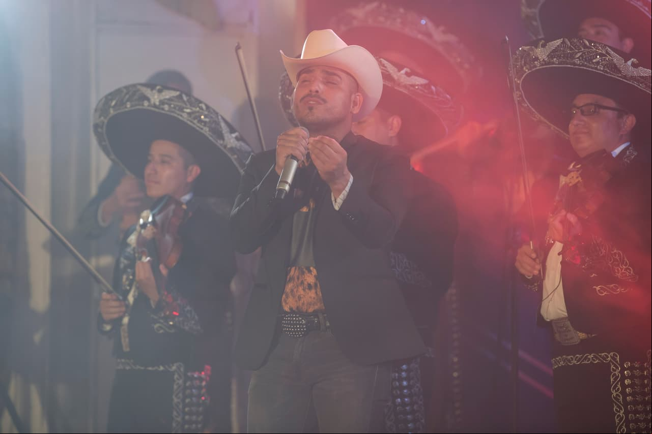 Así fue el debut de Espinoza Paz en Hijas de la luna, producción de Nicandro Díaz.