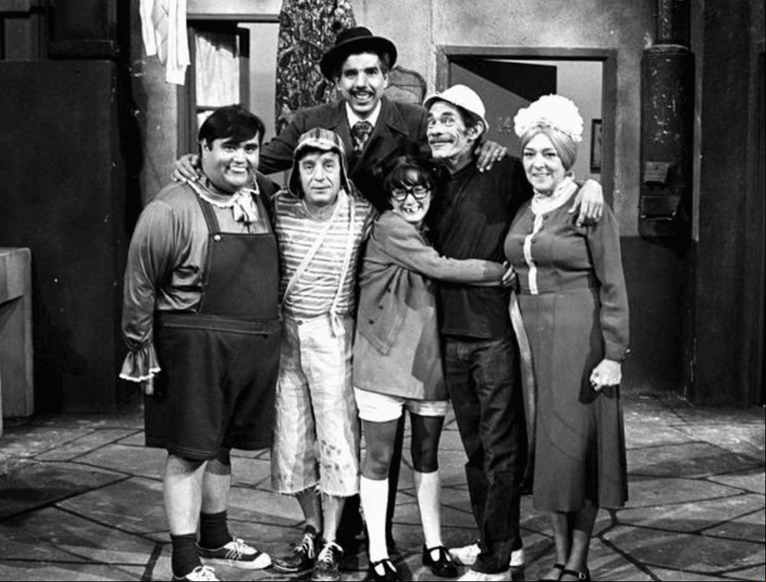 ¡Édgar Vivar viaja a la vecindad del Chavo del Ocho!