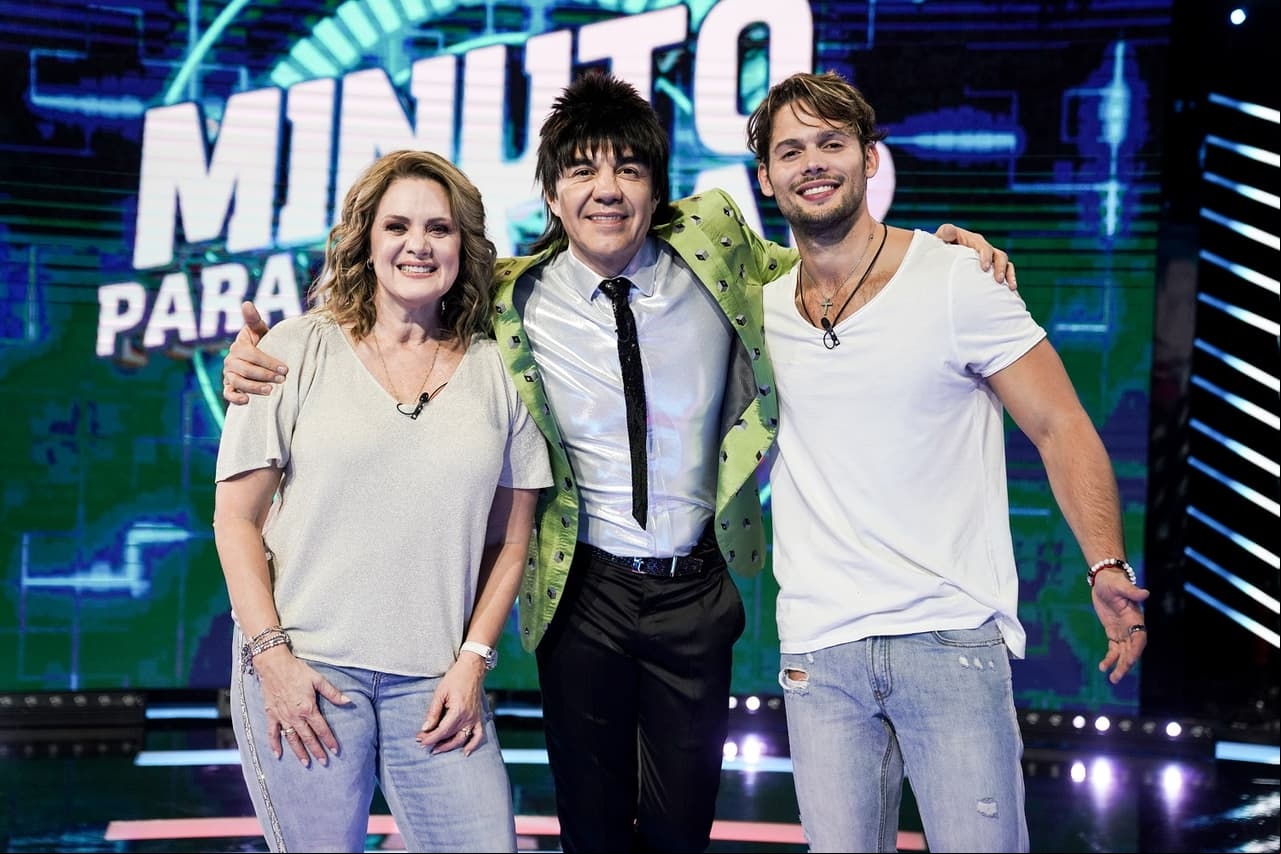 Erika Buenfil y Emmanuel Palomares lograron recaudar 200 mil pesos para que Ángel pudiera conocer el mar, su sueño más grande.