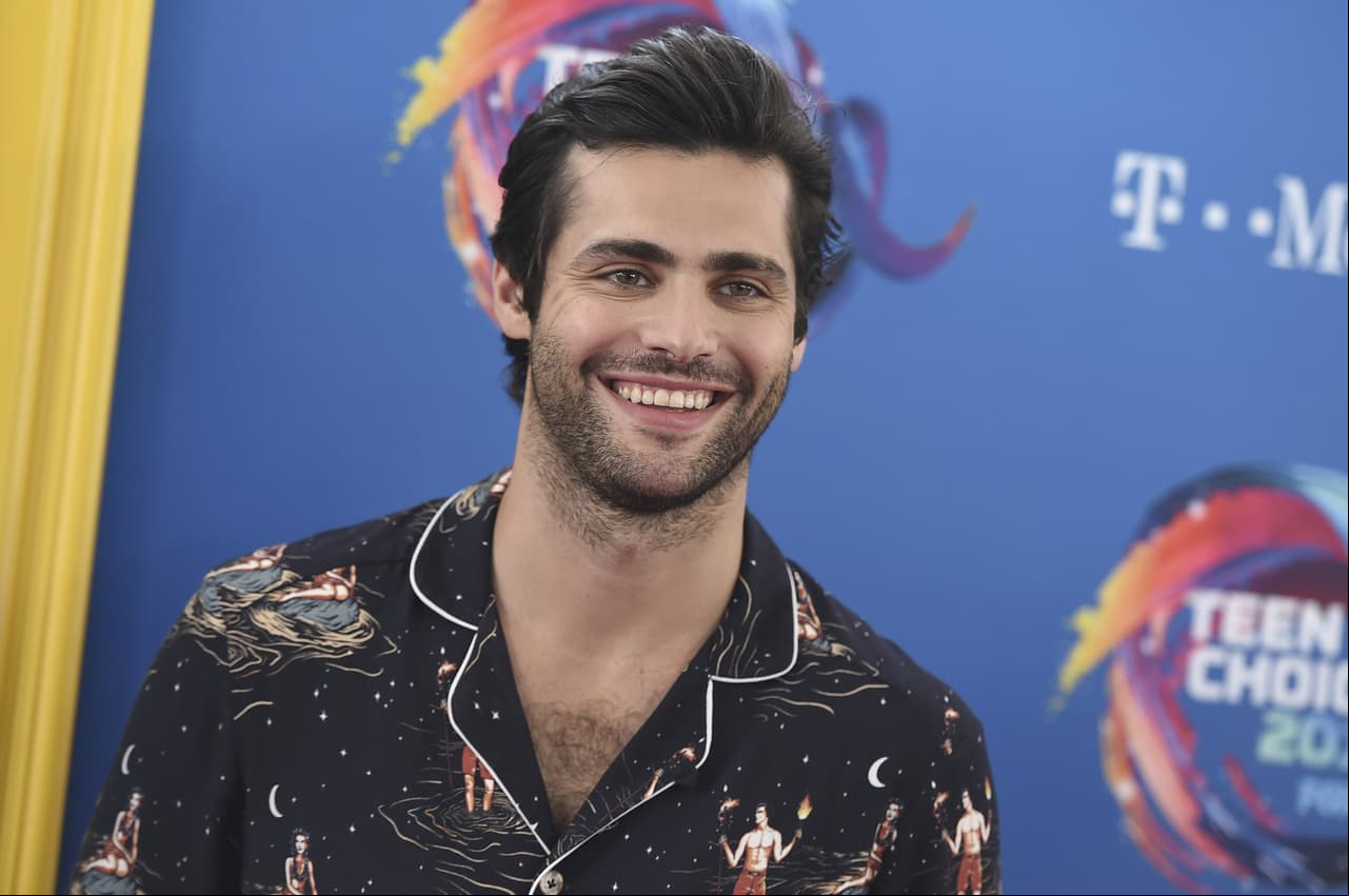 Matthew Daddario, quien apareció en ‘Shadowhunters’, es ideal para este papel