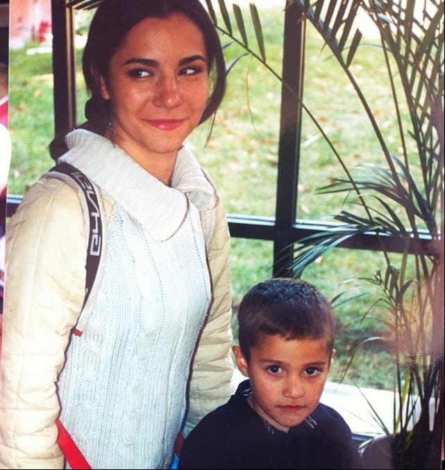 También compartió que después de la separación, él se quedó un tiempo con el niño para que la madre del pequeño pudiera continuar sus estudios. "Pasé una etapa increíble con mi hijo, maravillosa, Tristan y yo tenemos, hasta la fecha, una relación intocable (...) Tristan y yo somos uña y mugre", afirmó.
