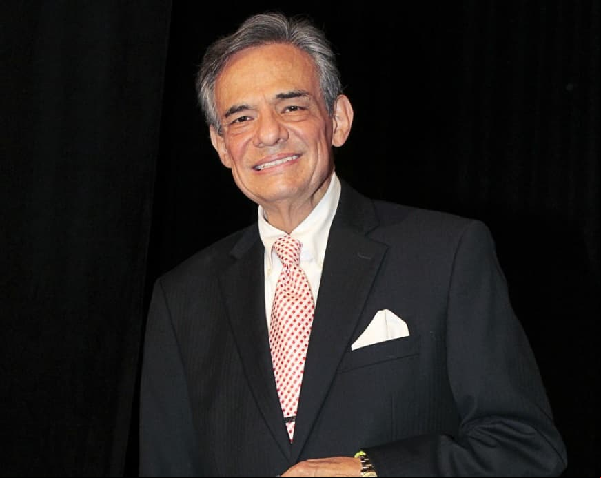 Así está José José tras ser hospitalizado repentinamente