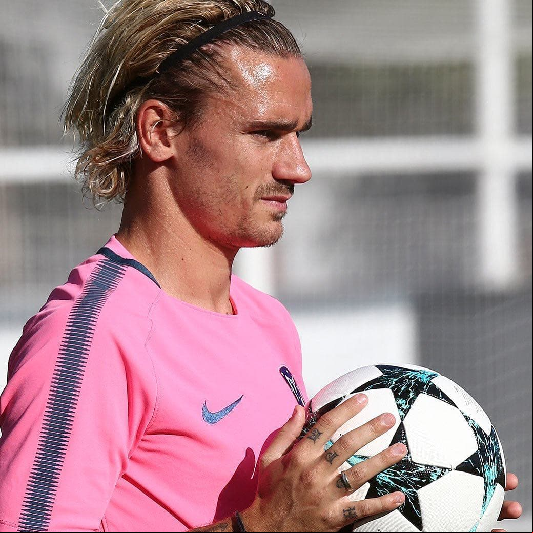 Antoine Griezmann juega como ‘Delantero’ en el atlético de Madrid.