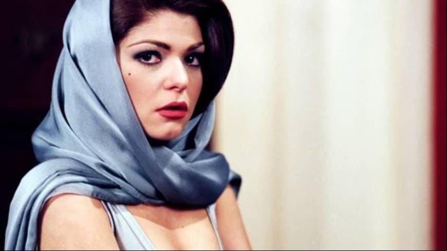 En 1995, Itatí Cantoral inmortalizó a una de las villanas más emblemáticas de las telenovelas mexicanas, ‘Soraya Montenegro’ en ‘María la del Barrio’, historia que protagonizó Thalía y Fernando Colunga.