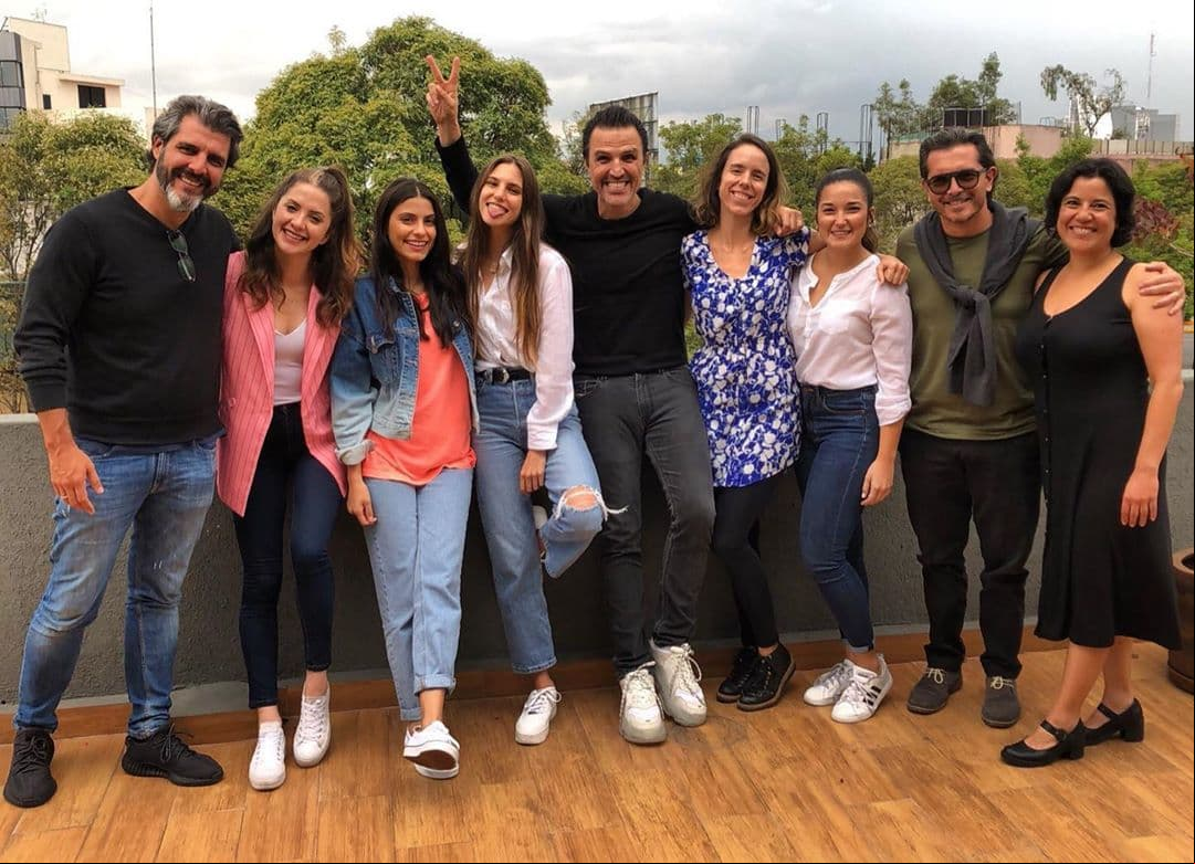 Juliantina avanza con el proceso de su película y serie