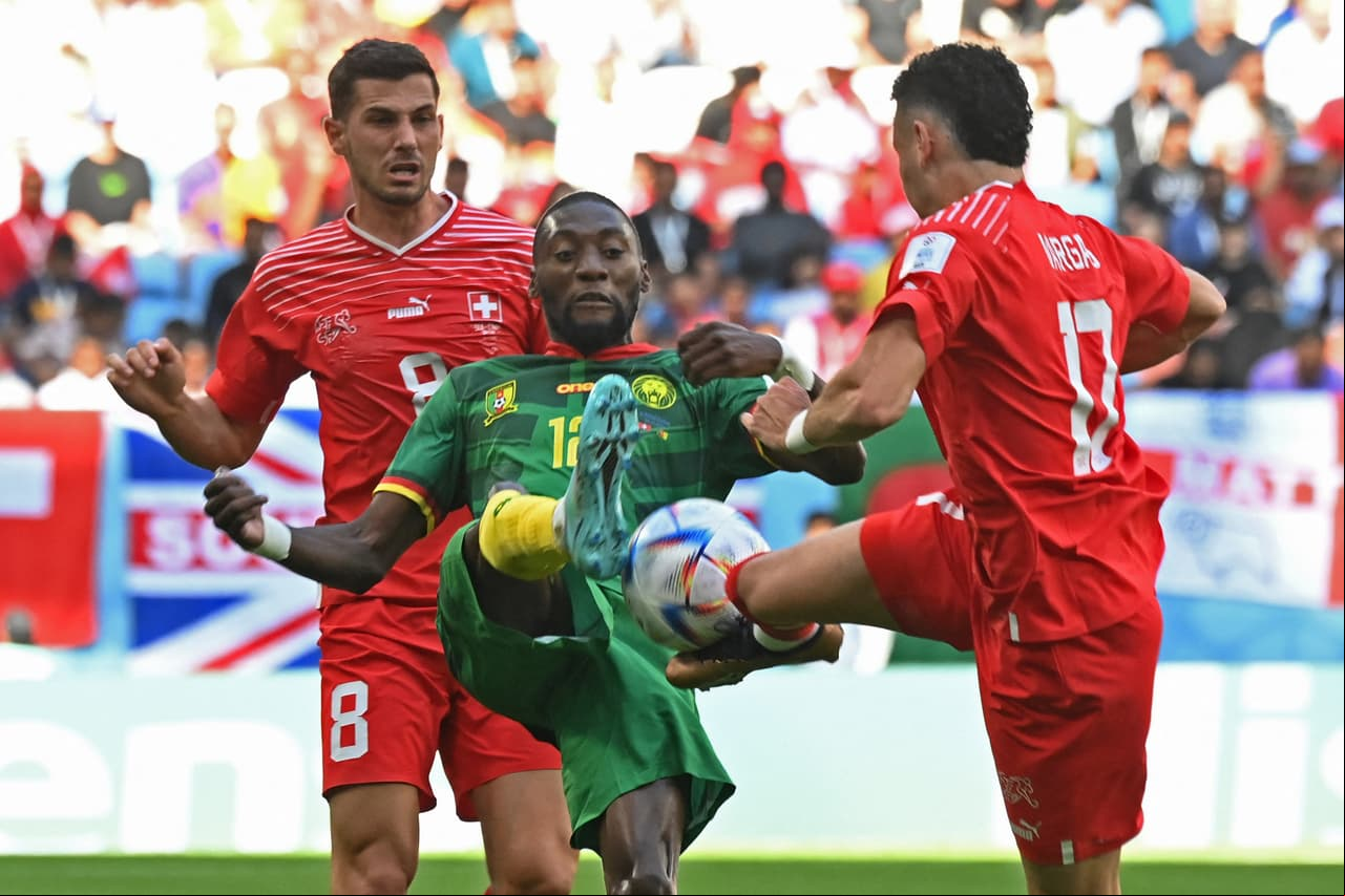 Suiza gana con gol de Breel Embolo a Camerún en el primer partido de ambas selecciones en el Mundial Qatar 2022.