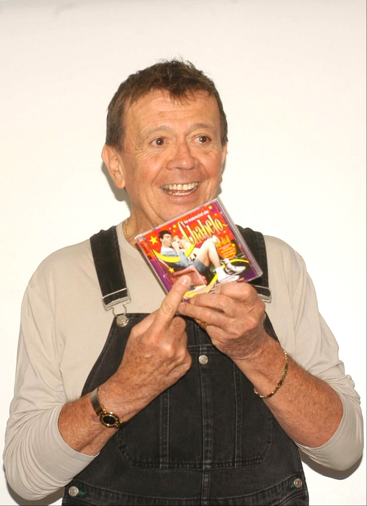 Como ‘Chabelo’, el histrión también grabó más de 30 discos infantiles, siendo las canciones más representativas de su carrera: ‘Adiós Superman’, ‘Garabato colorado’, ‘Si los niños gobernaran al mundo’ y ‘Yo soy Chabelo’.