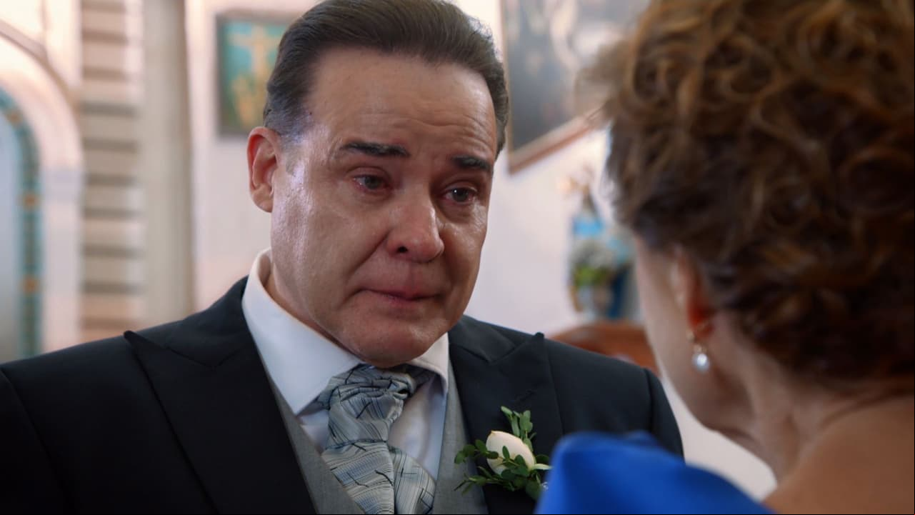 Aunque nuestro adorado 'Jesús' no pudo evitar llorar al recordar que su mamá gallina podría morir pronto.