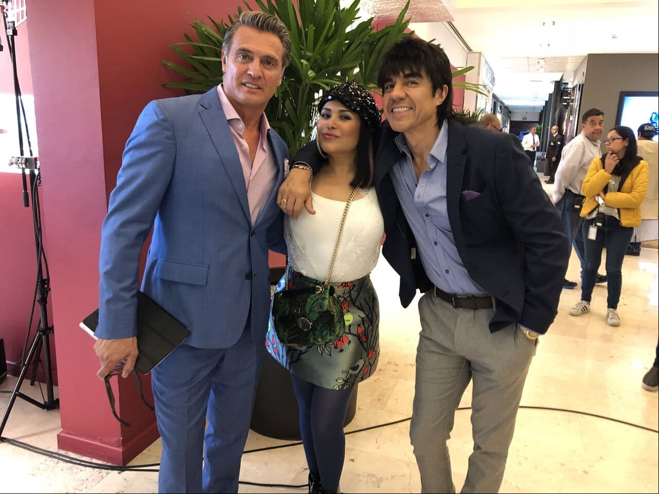Así fue como conocieron a Matías Longoria, su especialista en seducción, un coach que saca todo su potencial.