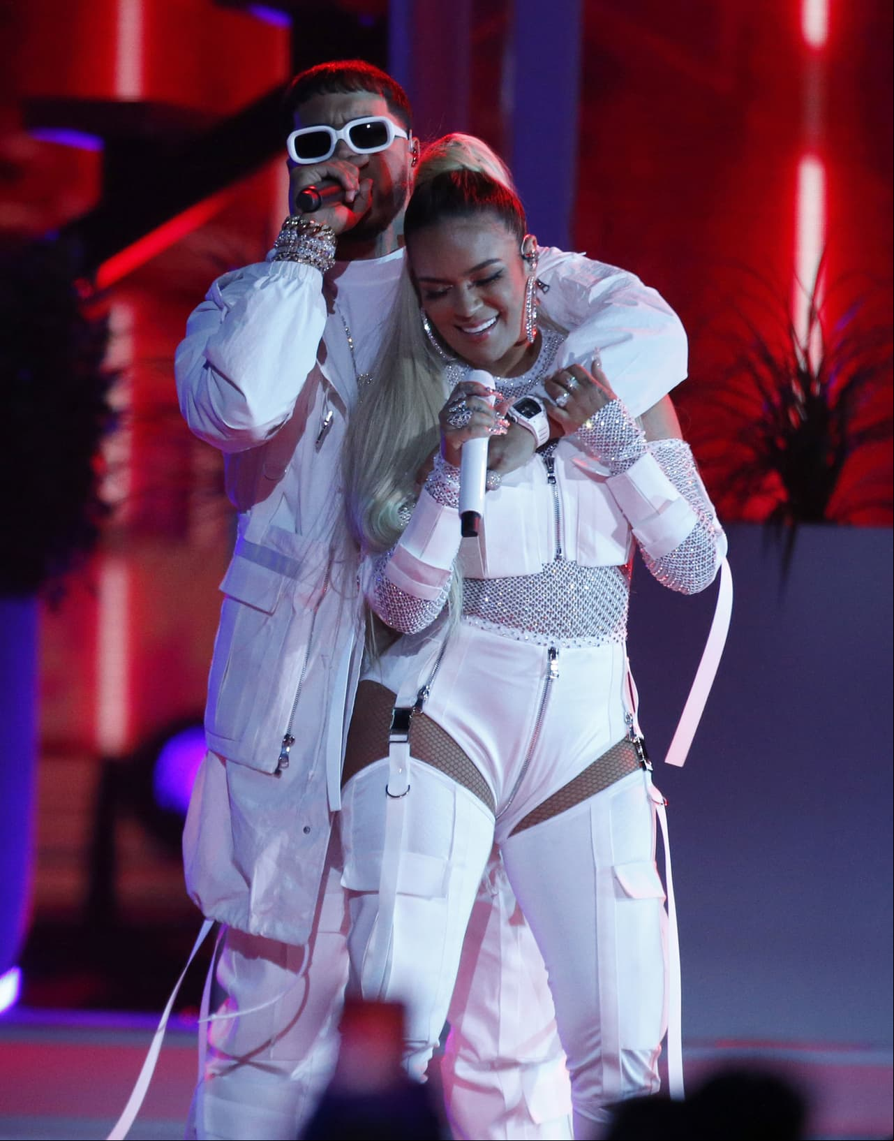 Anuel AA cuenta la historia sobre la vez que Karol G terminó con él por WhatsApp