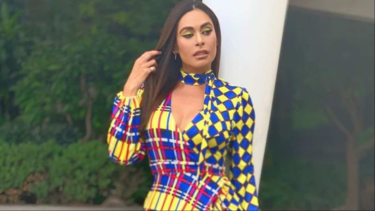 Así como Galilea Montijo, atrévete a usar vestidos geométricos y coloridos