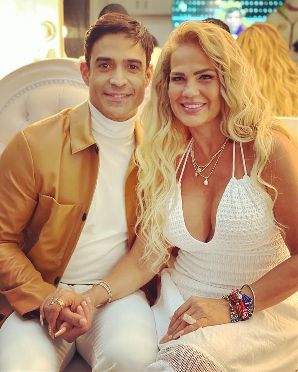 Niurka comparte fotos con Juan Vidal y fans la acusan de abusar de filtros