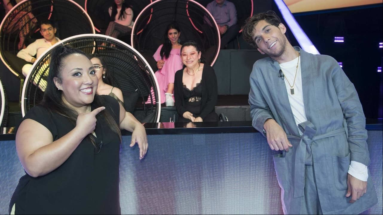 Michelle Rodríguez y Mauricio Garza juegan para que Elizabeth Araiza siga con su fisioterapia
