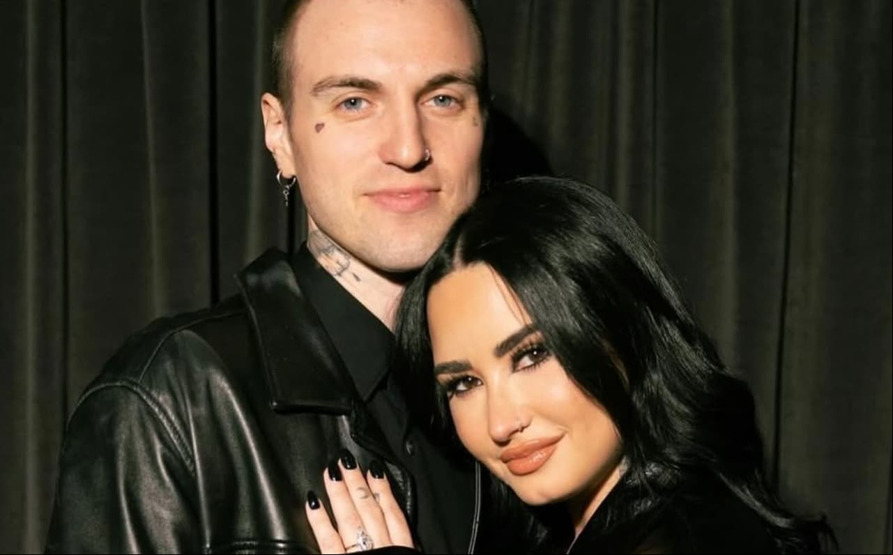 Demi Lovato impacta con su vestido de novia; así lució la famosa cantante 