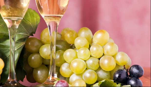 Descubre el origen de comer uvas en Año Nuevo