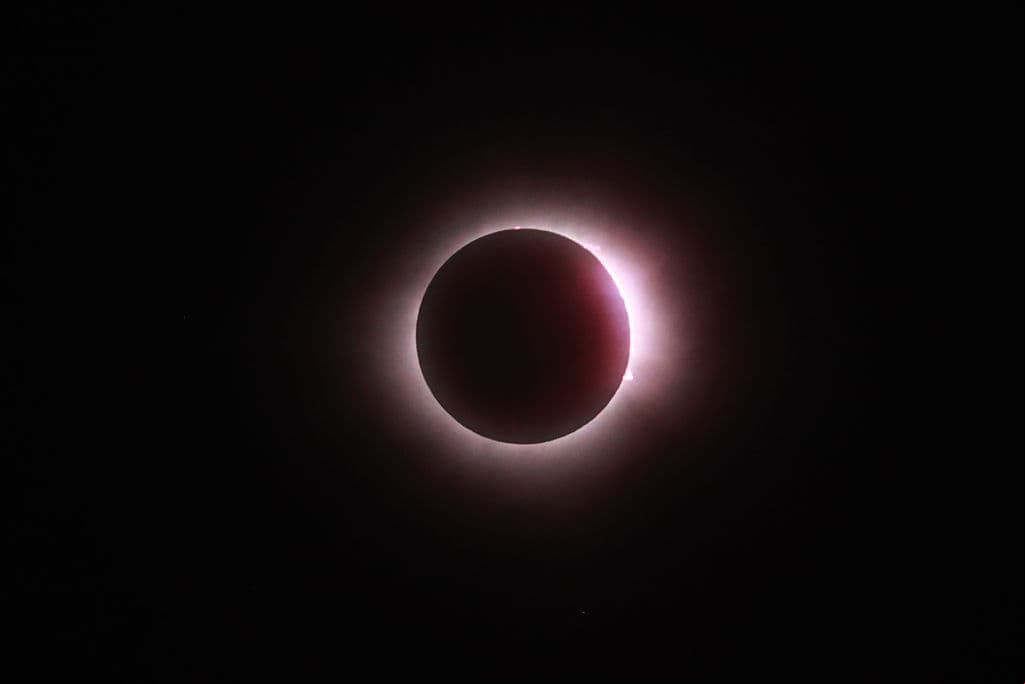 MAZATLAN, MEXICO - APRIL 08: The sun disappears behind the moon during the Great North American Eclipse on April 08, 2024 in Mazatlan, Mexico. Millions of people have flocked to areas across North America that are in the "path of totality" in order to experience a total solar eclipse. During the event, the moon will  in between the sun and the Earth, appearing to block the sun. (Photo by Hector Vivas/Getty Images)