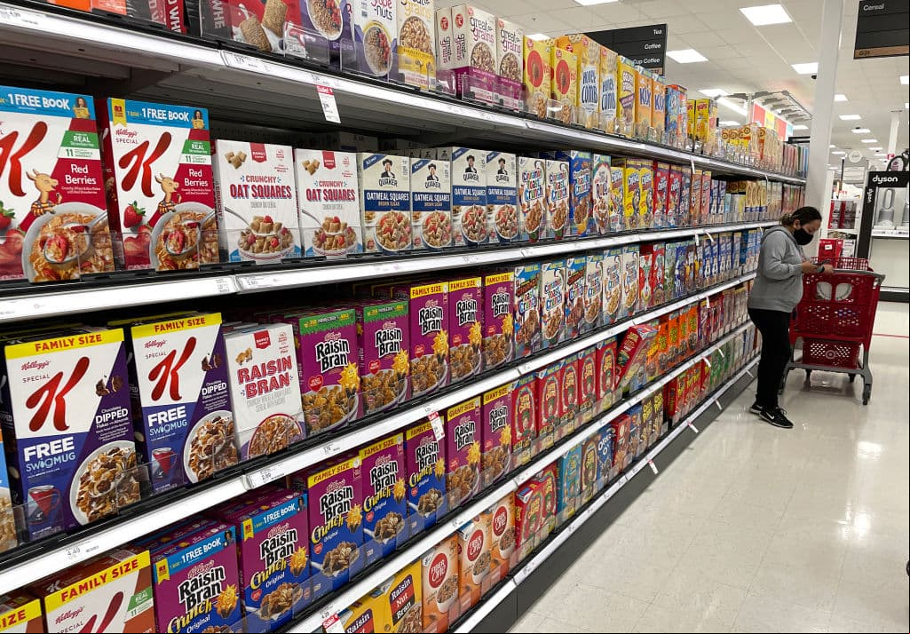 ¿Es cierto que los cereales son alimentos saludables para el desayuno? Te contamos cómo escogerlos