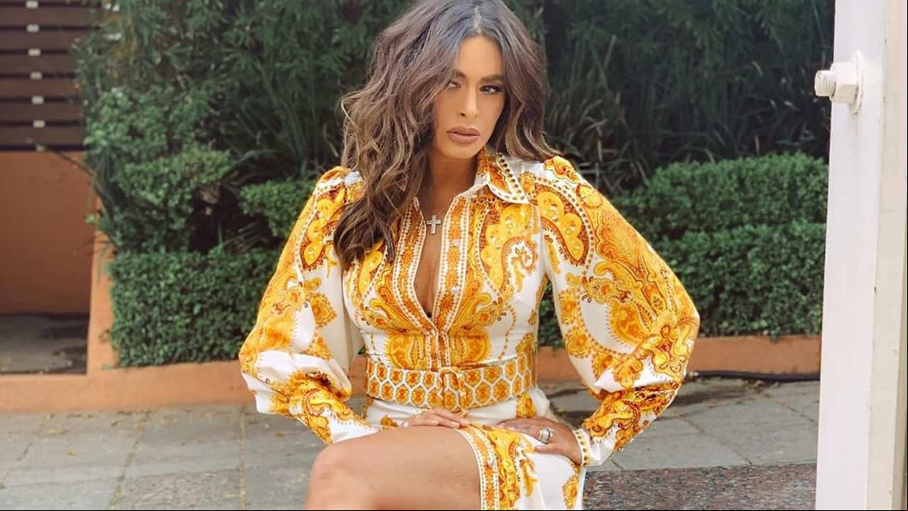 Así como Galilea Montijo, saca provecho de los escotes en V para alargar tu cuello