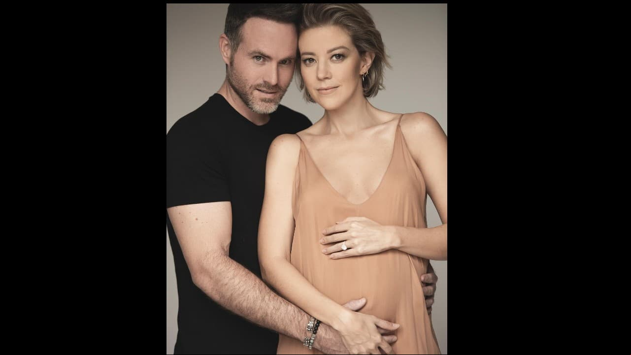 Esto llevó a la estrella de televisión a portar tiernas prendas de maternidad, las cuales luce orgullosa en distintos retratos de Instagram, donde recientemente reveló que están en plena mudanza antes de la llegada de su bebé.