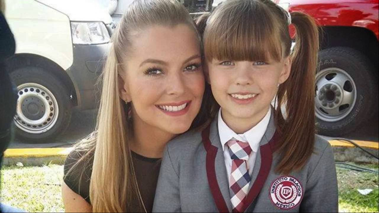En 2016 dio vida a ‘Selena’ en Sueño de amor, donde tuvo la oportunidad de trabajar junto a estrellas como Cristián de la Fuente, Betty Monroe, Marjorie de Sousa, Julián Gil, entre otros.