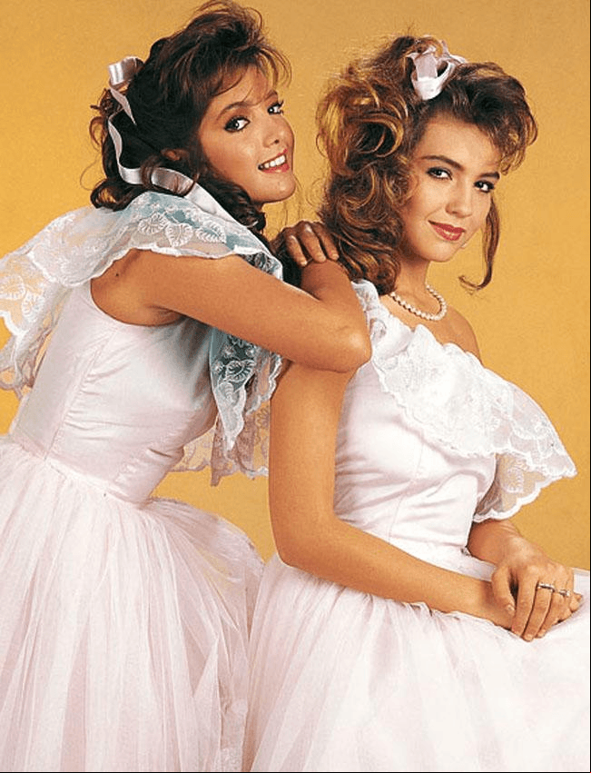 En dicha telenovela, Thalía lució un amplio vestido rosa y parece que su hija desea portar un atuendo similar en su fiesta de XV años.