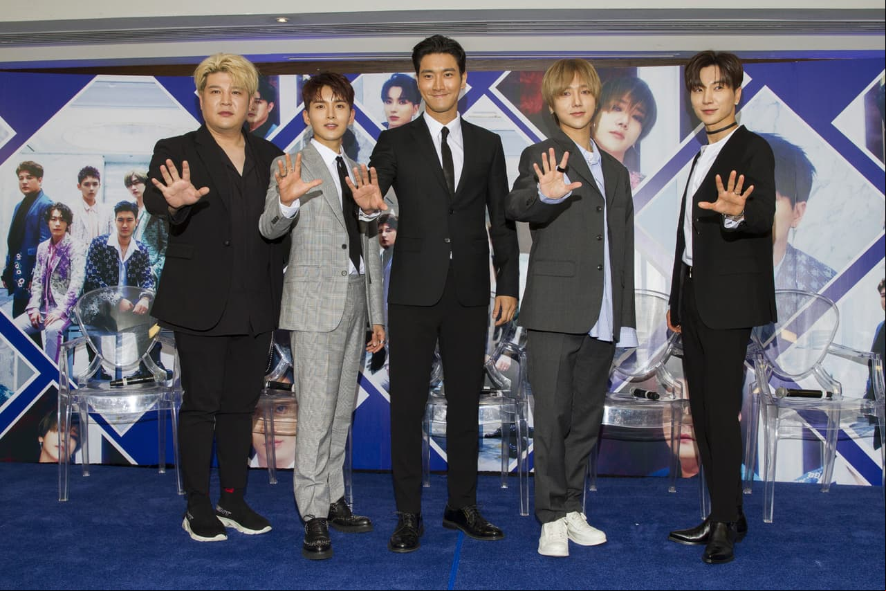 Super Junior ofreció una conferencia de prensa en México