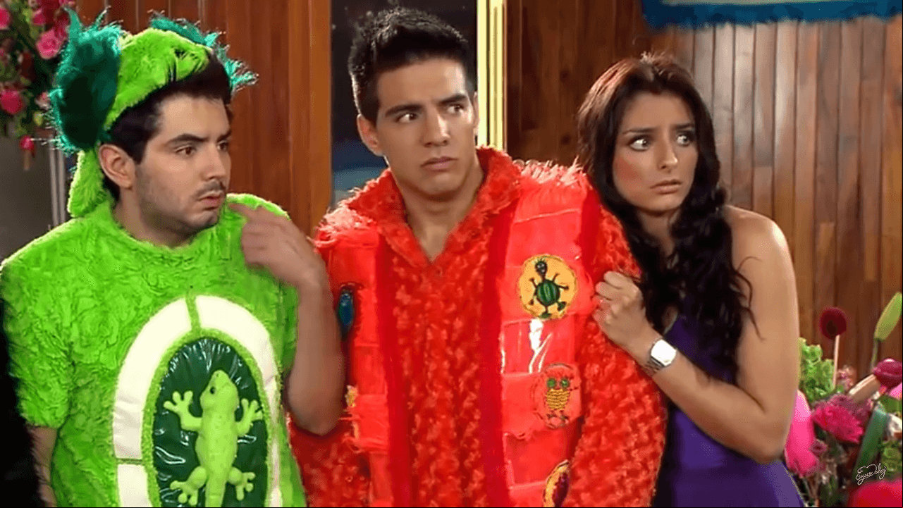 La Familia P. Luche es, sin duda, una de las series más queridas de la televisión mexicana al proyectar la vida de una ocurrente familia desde el irreverente sentido del humor de Eugenio Derbez. Pero, ¿sabías que Aislinn, Vadhir y José Eduardo Derbez también formaron parte de la historia? Te contamos.