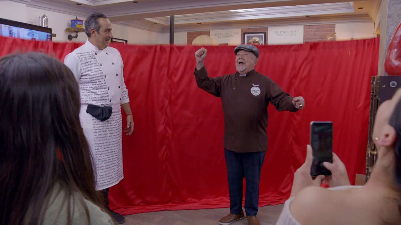 Don Tomás y Pedro reinauguran el café ‘El Dicho’