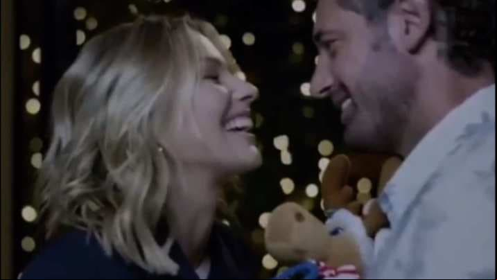 En diciembre del mismo año, Gabriel Soto compartió imágenes de una campaña publicitaria que hizo al lado de Irina.
