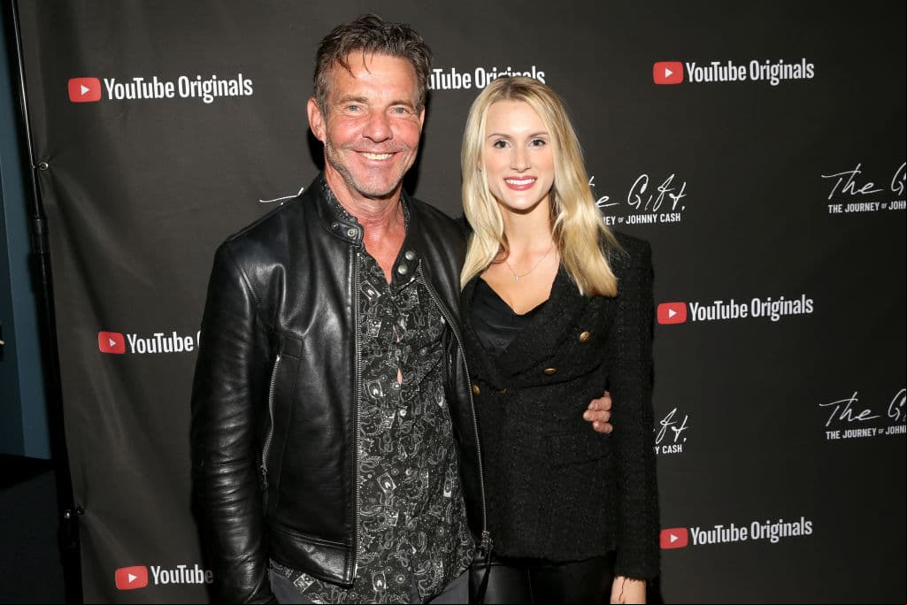 De acuerdo con la revista People, Dennis Quaid y Laura Savoie suspendieron su boda debido a la emergencia mundial que se vive por el coronavirus. La pareja se comprometió en octubre pasado tras algunos meses de romance.