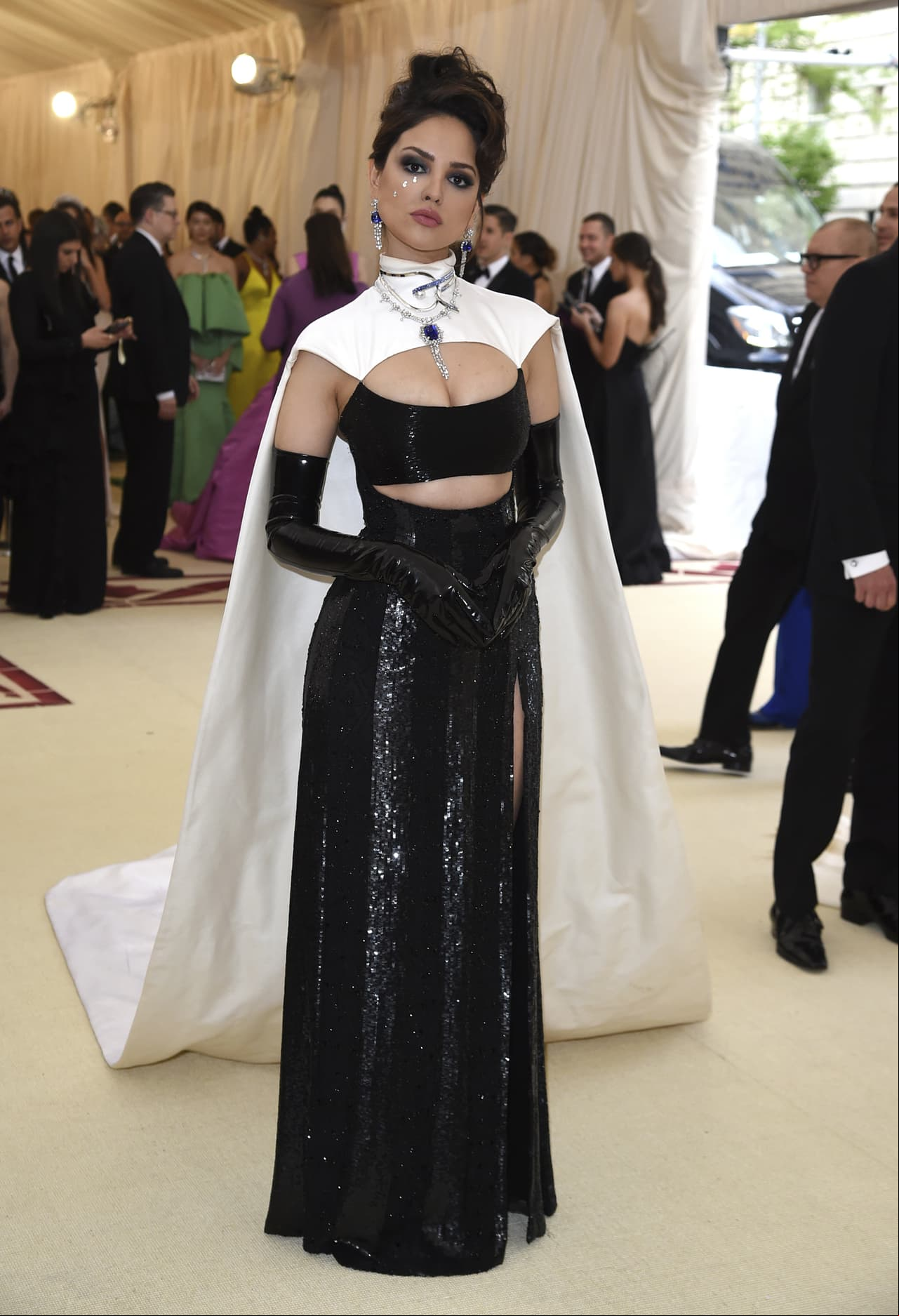 Eiza González en la MET Gala 2018