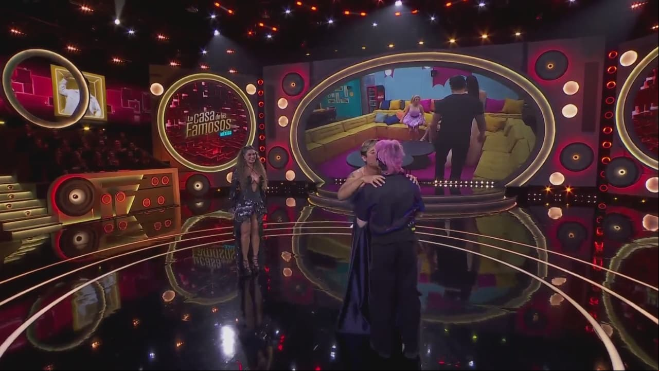 Ricardo Peralta se besa con su novio tras eliminación