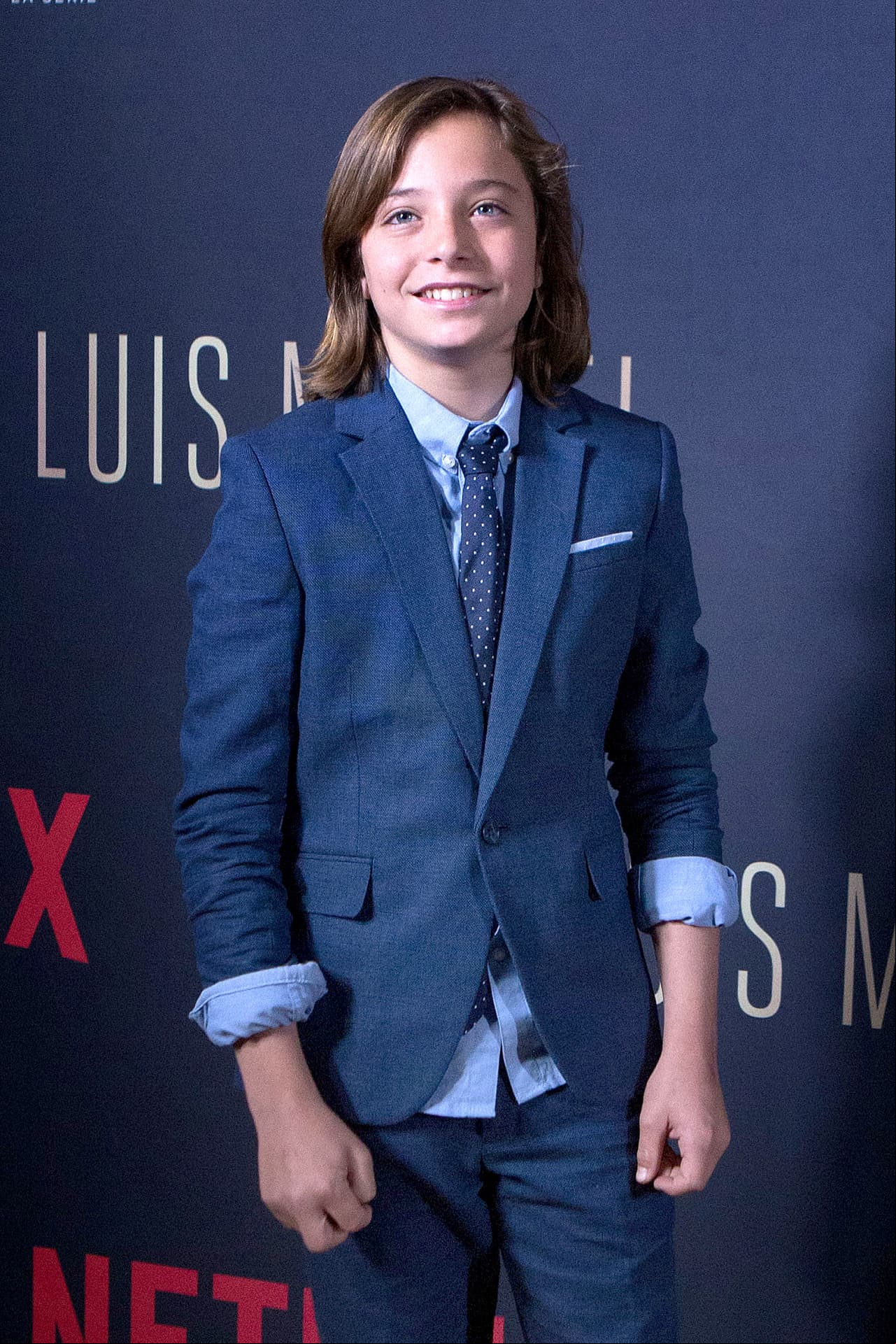 Este último fue el encargado para interpretar a Luis Miguel cuando era niño y compitió con miles de niños para conseguir el papel. Sin embargo, Izan Llunas ya no es un niño. A continuación, te mostramos cómo ha crecido el ahora adolescente.