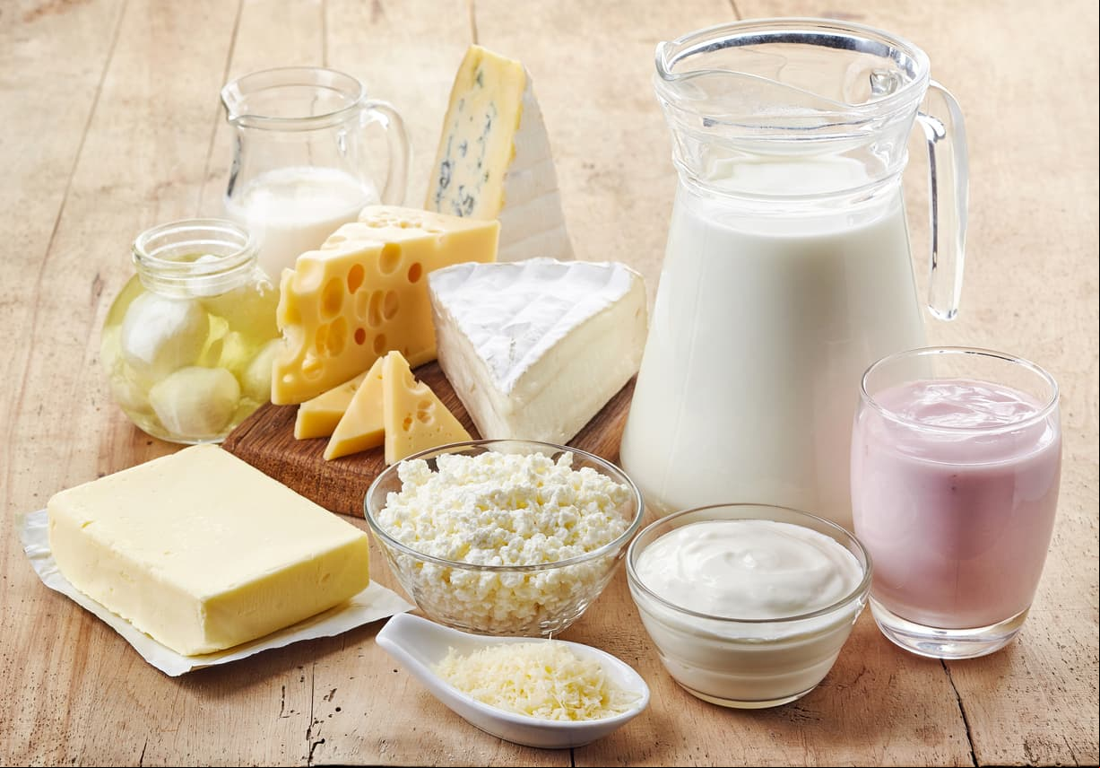 Lácteos. Los productos derivados de la leche provocan que aumenten las secreciones vaginales, que pueden ser densas y olorosas.