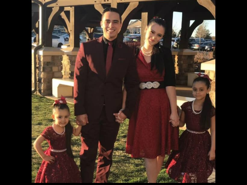 Aunque Allisson Lozz tiene tiempo de haberse retirado del mundo del espectáculo para dedicarse por completo a su familia, en redes sociales circulan fotos de la actriz junto a su hija London, quien ha acaparado la atención de sus seguidores por lucir idéntica a su madre.
