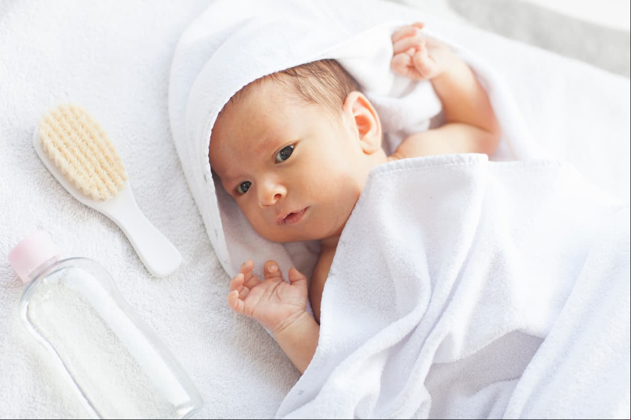 15 cuidados básicos que todos los bebés recién nacidos necesitan